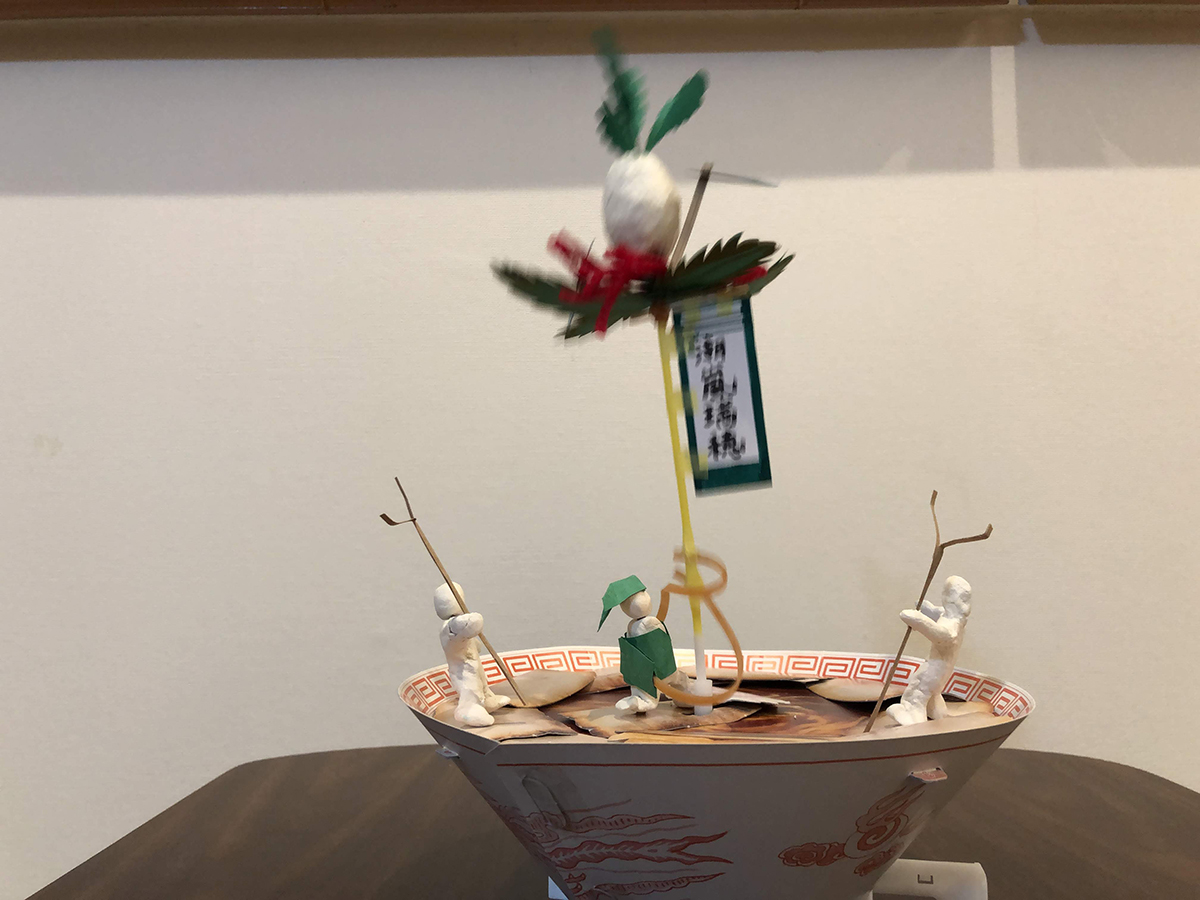 そうだ、びょんびょん旗頭を作ろう！ - 沖縄B級ポータル - DEEokinawa