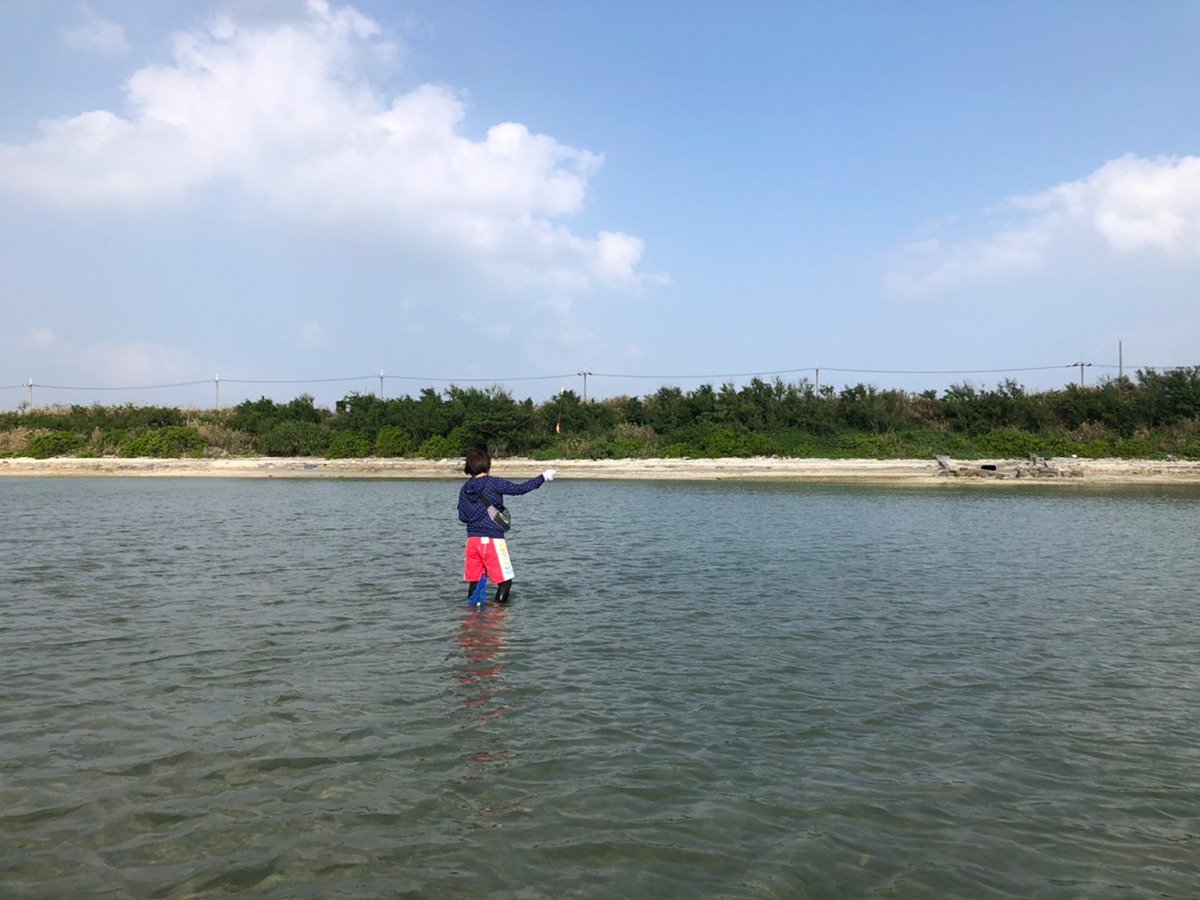 沖縄の伝統漁 ンヌジグヮーユベー でシガヤーダコを捕まえたい 沖縄b級ポータル Deeokinawa でぃーおきなわ