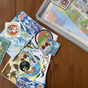 私のおきなわシールコレクションを見ていくかい？